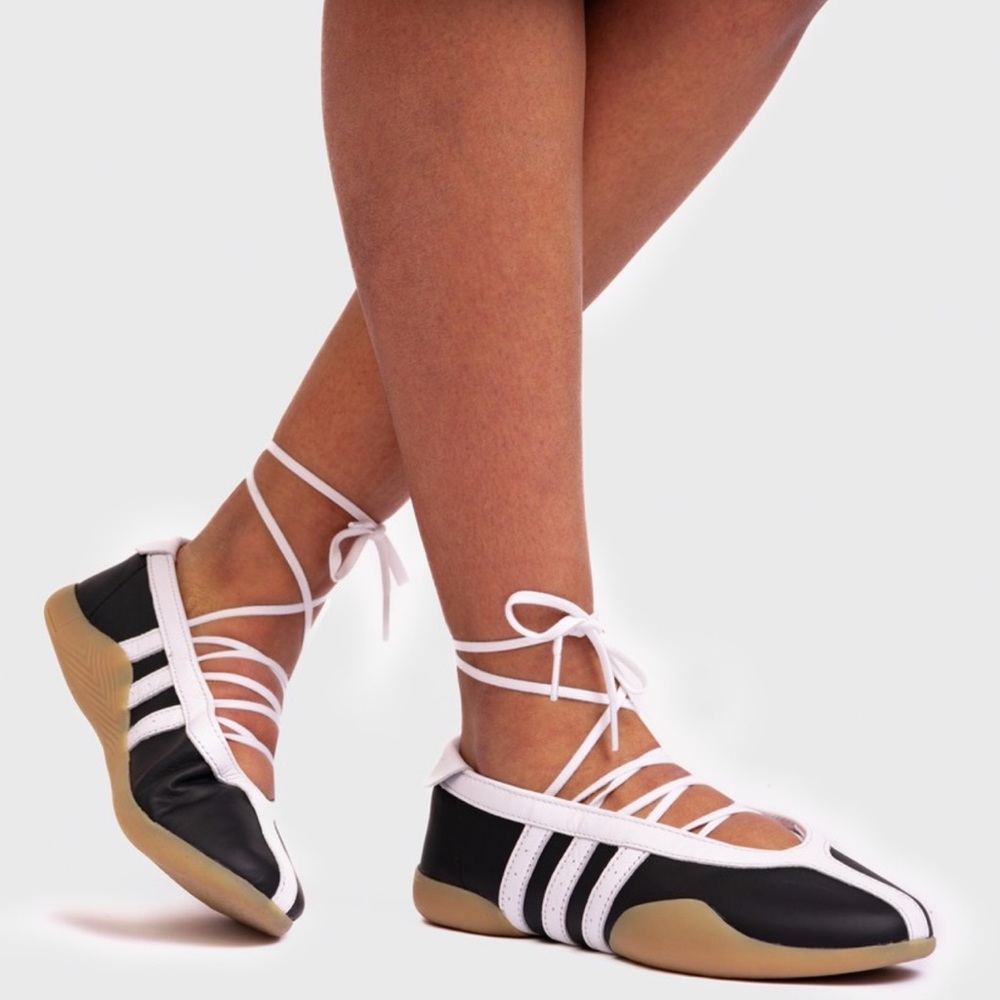 🤍🖤 ADIDAS TAEKWONDO MEI BALLET CLOUD BLACK 🤍🖤 - Picture 1 of 6